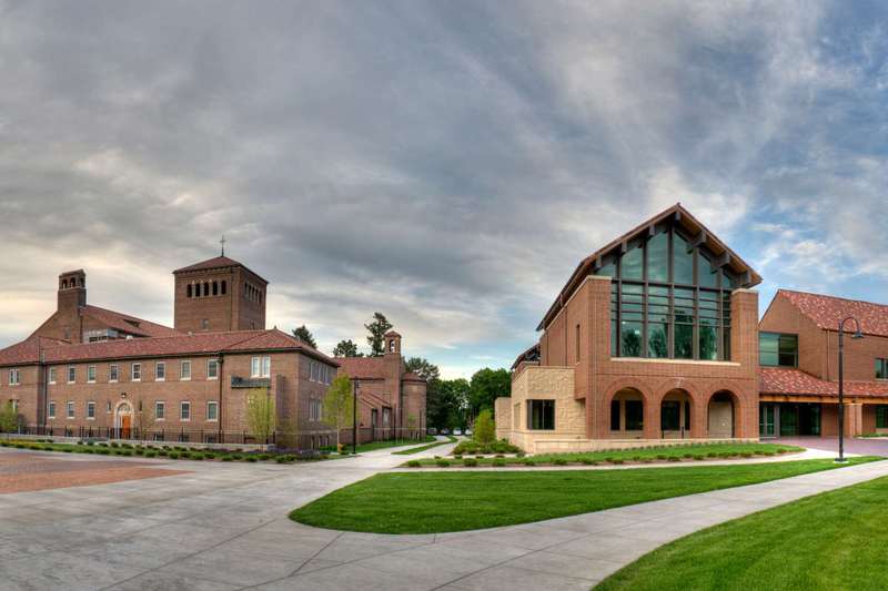 University of Northwestern in Minnesota